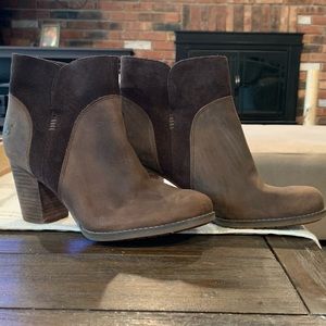 Timberland 💕 Brown Suede Ankle Booties sz. 8.5